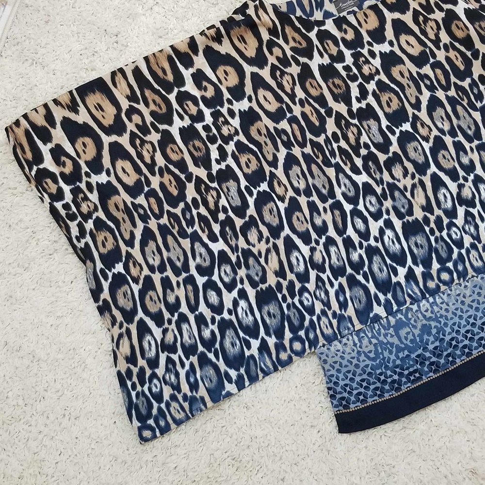 Top, Blouse. Blue, Tan, White, Animal Print. Chico's Brand. Size 0. - Picture 11 of 14